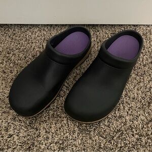 Dansko Kane Black Clogs/Mules Size 8